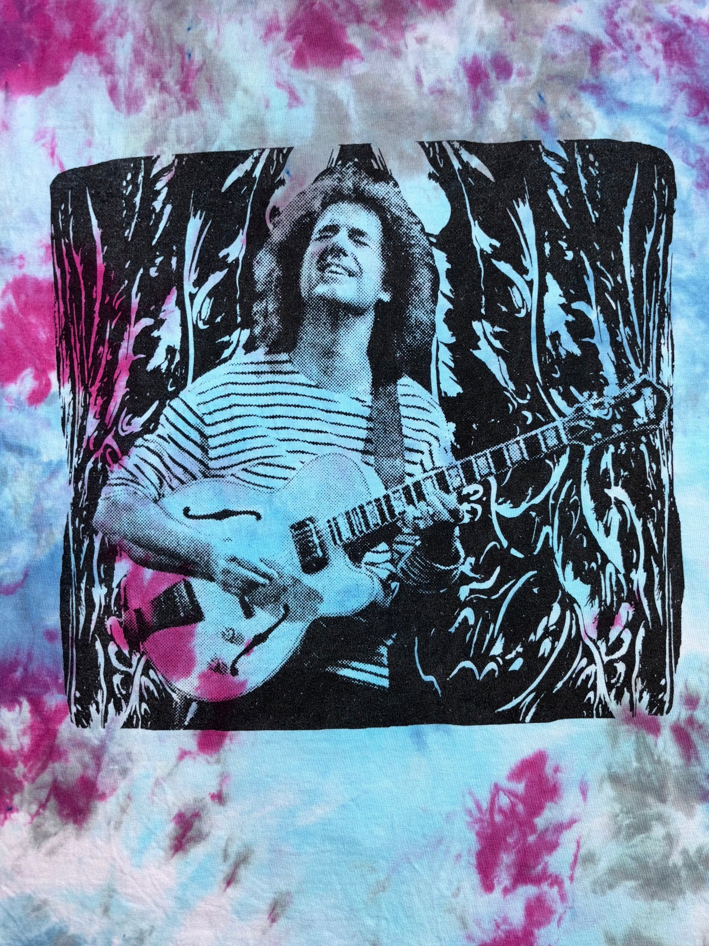 PMG tie-dyed short sleeve