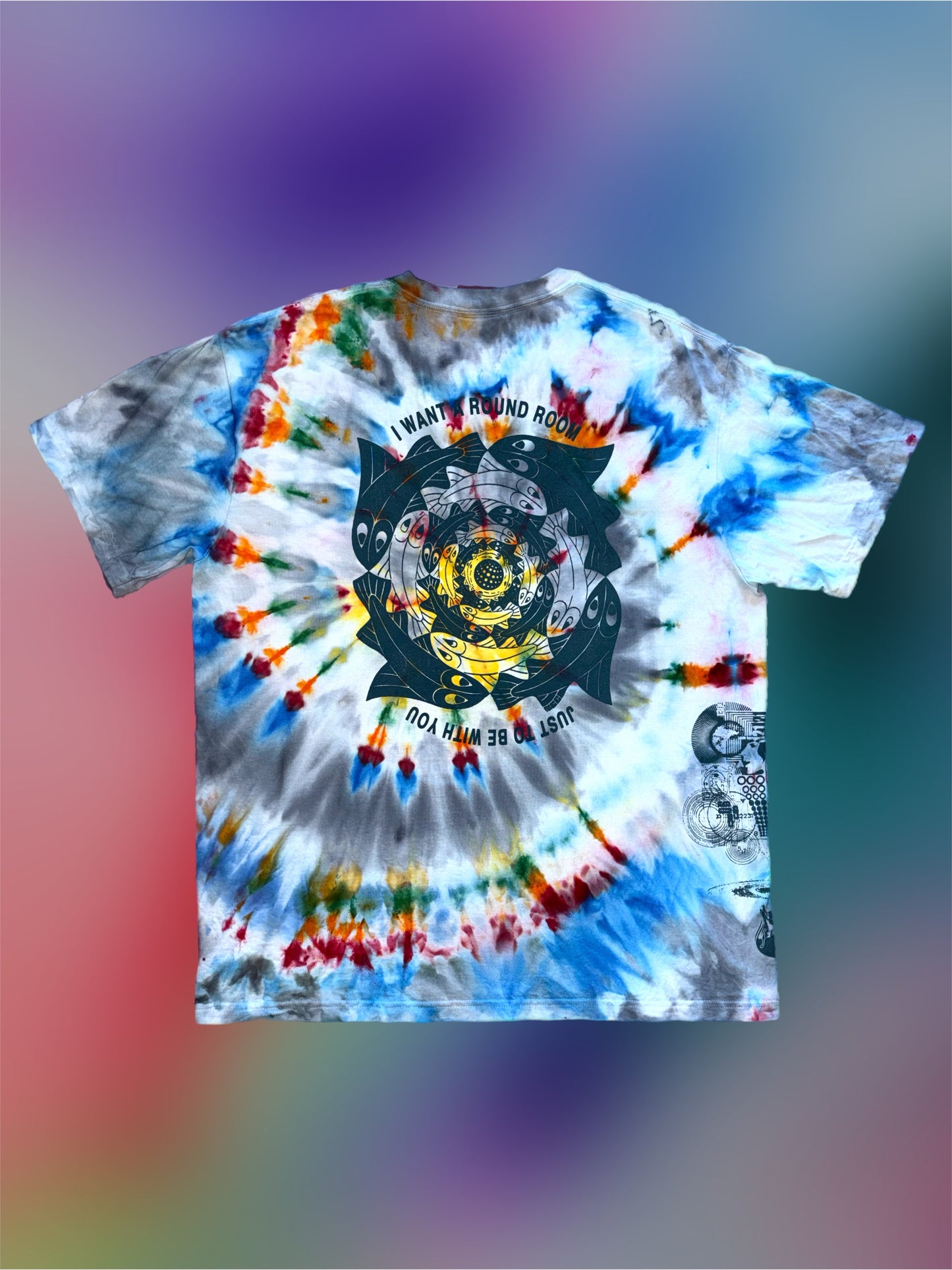 Lizards in the Round Room 360 tie-dyed t-shirt