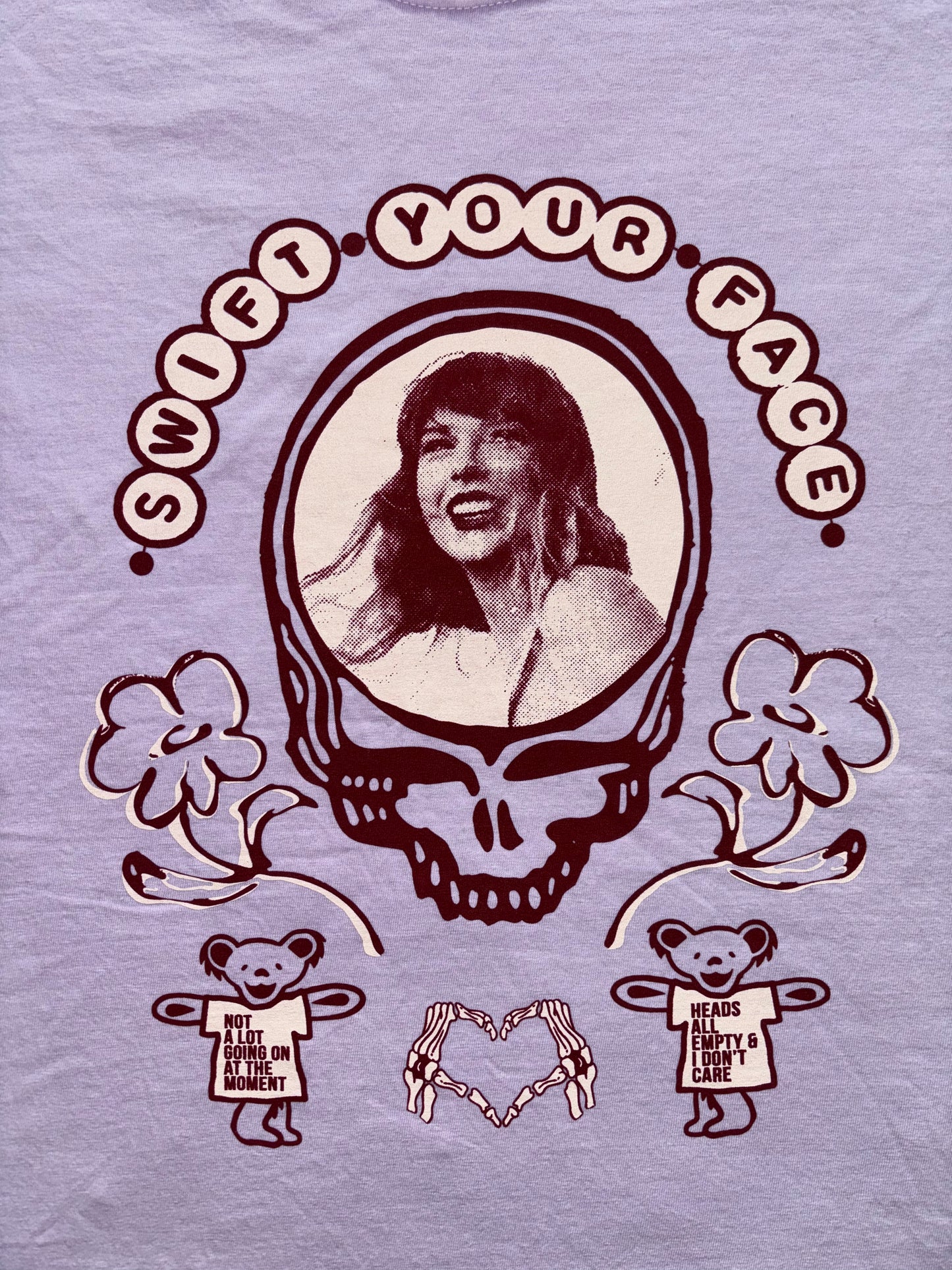 SWIFT YOUR FACE short sleeve lavender shirt