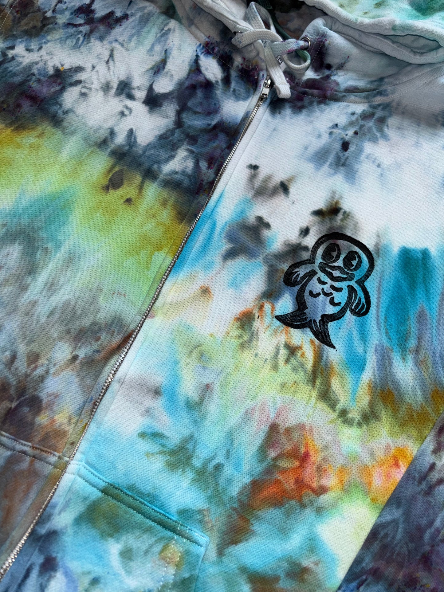 KGLW zip-up hooded sweatshirt