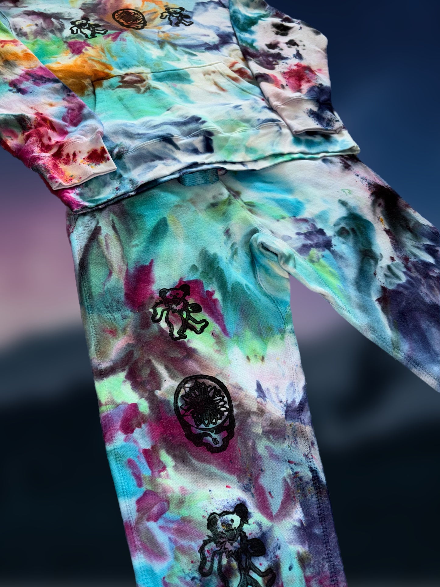 GD STEALIE & BEARS DYED SWEATSUIT